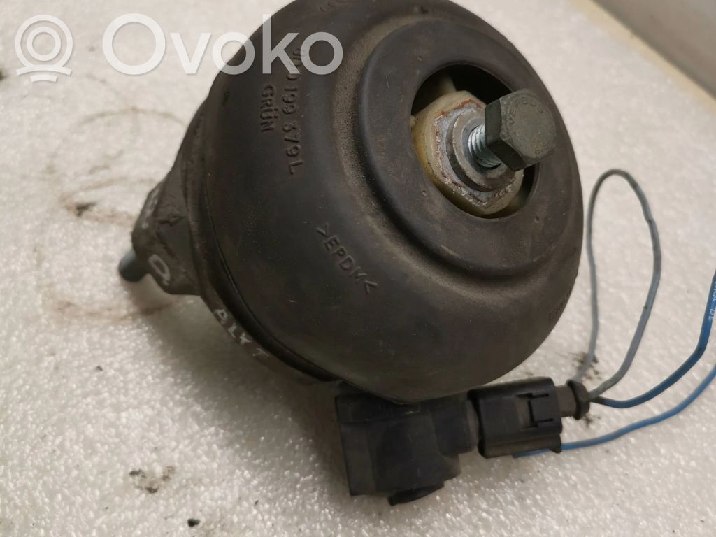 Audi A8 S8 D2 4D Engine mount bracket 