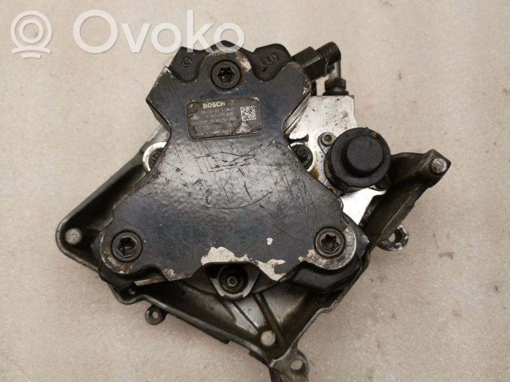 Audi A8 S8 D2 4D Pompă injecție de înaltă presiune 