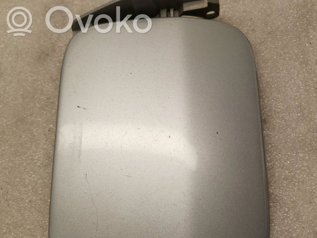 Audi A8 S8 D2 4D Polttoainesäiliön korkki 