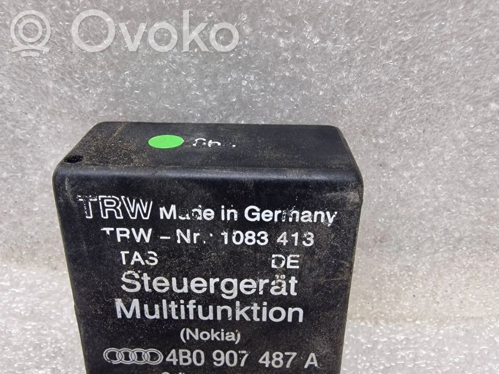 Audi A8 S8 D2 4D Otros relés 