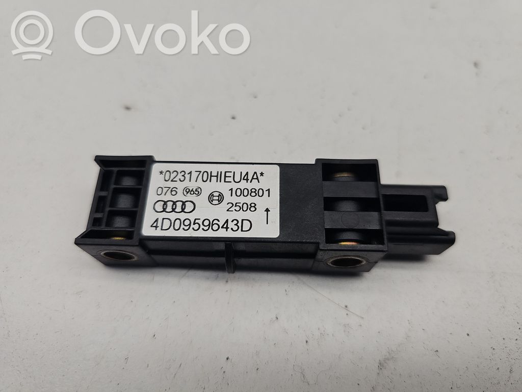 Audi A8 S8 D2 4D Airbag deployment crash/impact sensor 