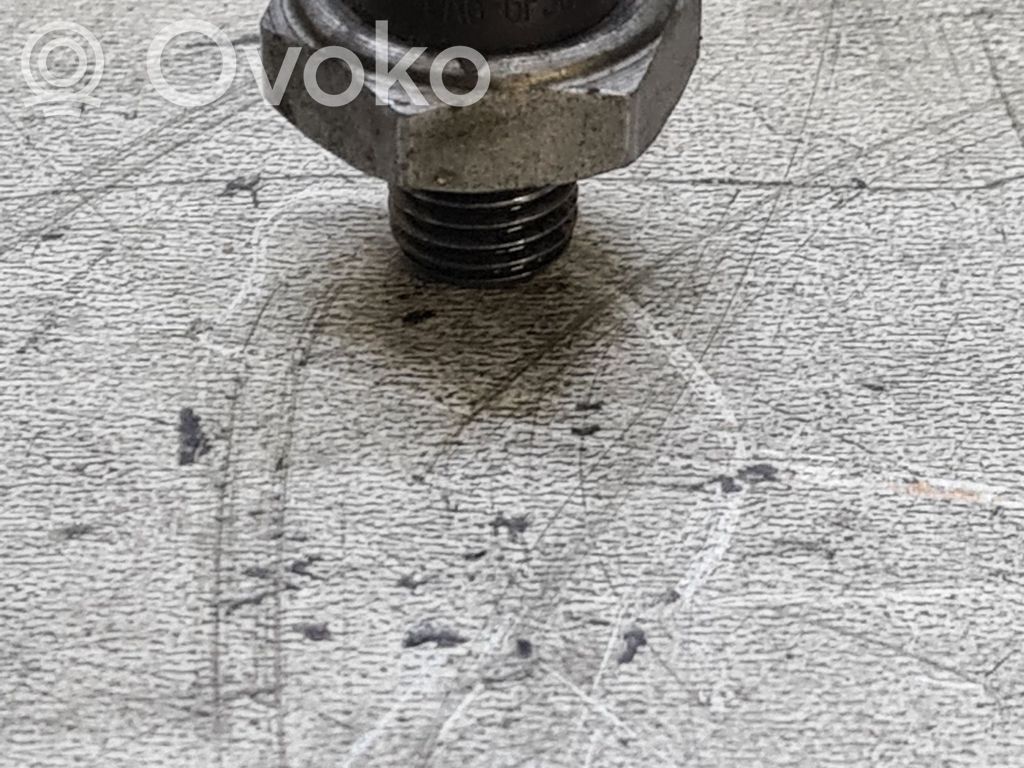 BMW 3 F30 F35 F31 Oil pressure sensor 