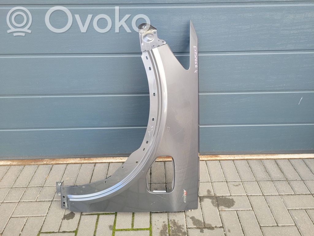 Ford Explorer VI Sparnas 