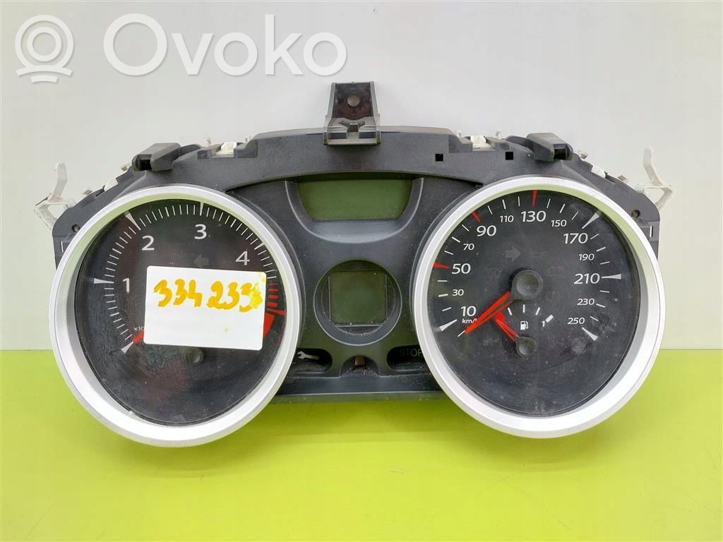 Renault Megane II Nopeusmittari (mittaristo) 