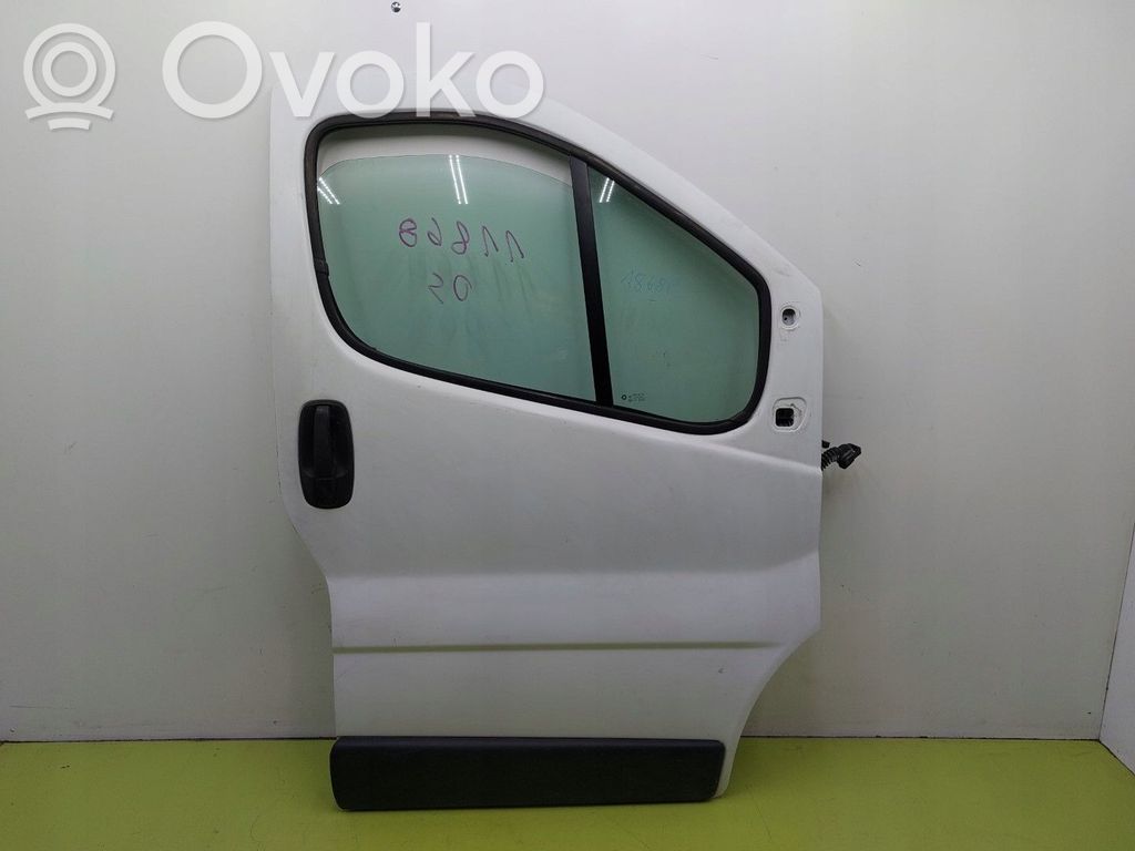 Opel Vivaro Priekinės durys 