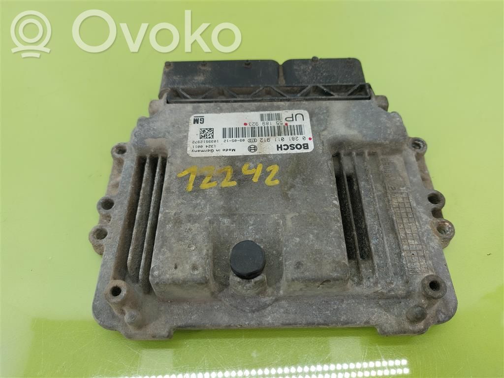 Opel Astra H Engine control unit/module 