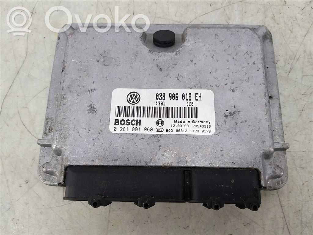 Volkswagen PASSAT B5 Engine control unit/module 