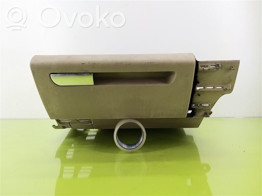 Audi A2 Glove box 