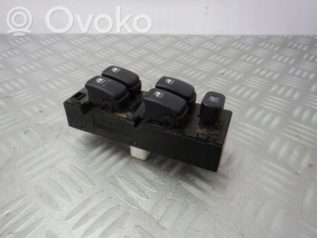 KIA Carens III Quarter vent window switch 