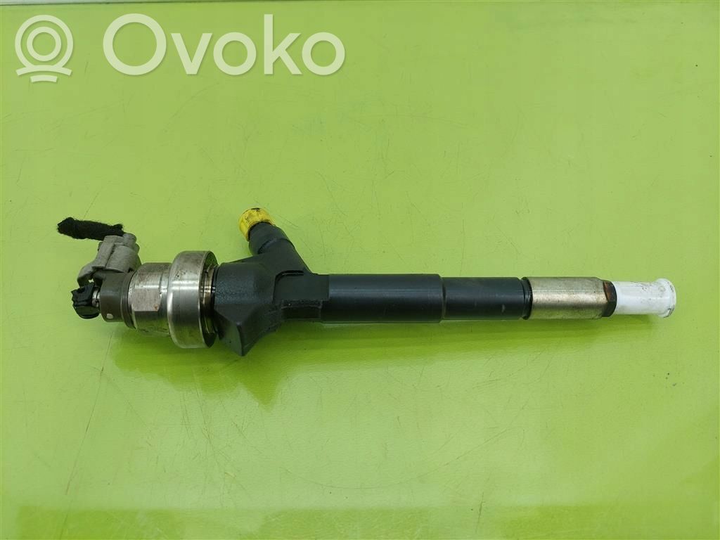 Opel Astra H Inyector de combustible 