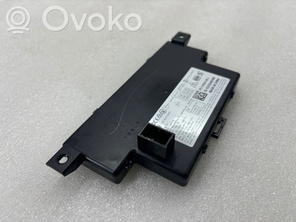 Tesla Model 3 Centralina/modulo keyless go 