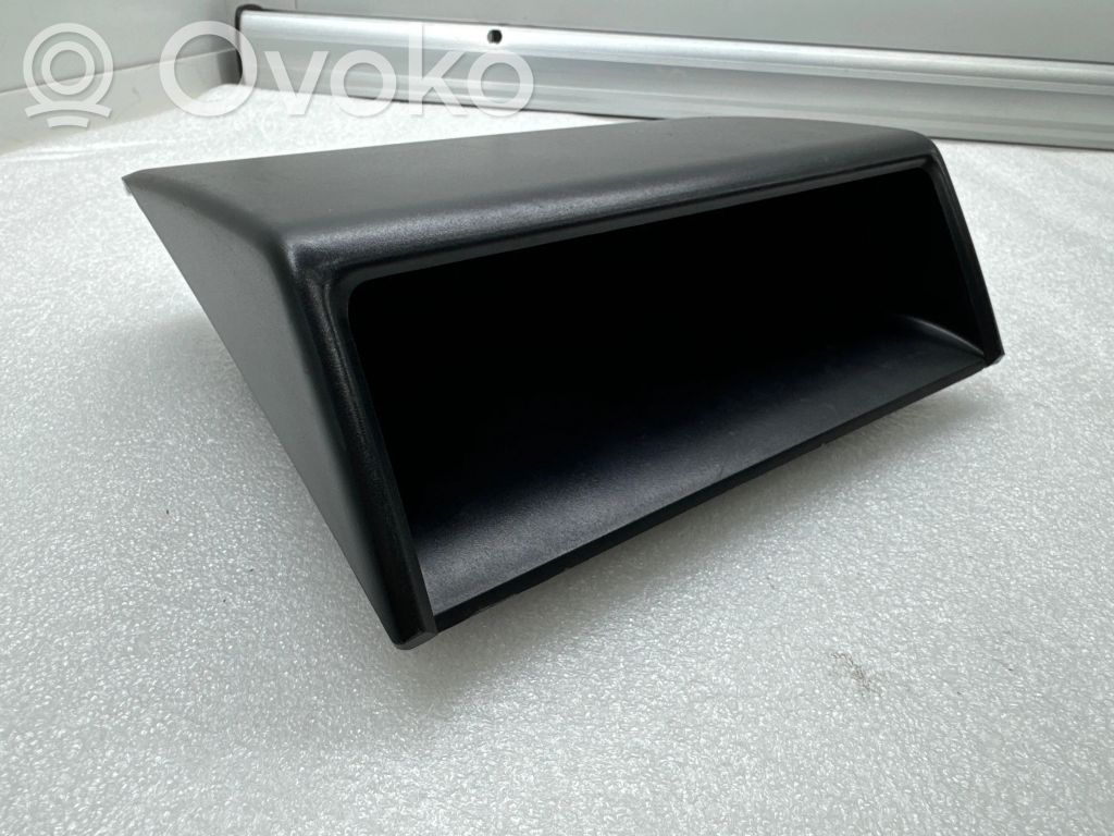 Handschuhfach   101889400B,101889500D