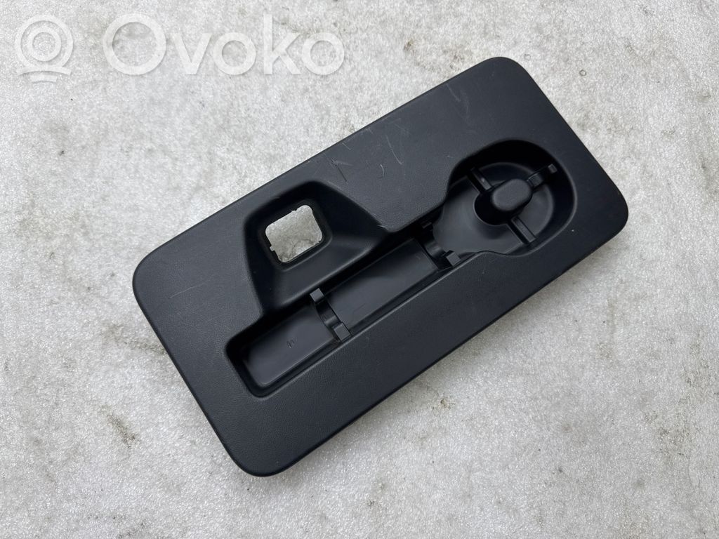 Tesla Model 3 Poszycia / Boczki bagażnika 