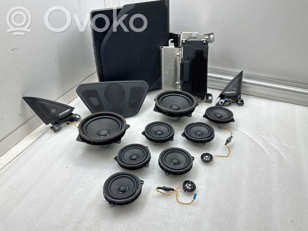 BMW i4 Audio system kit 