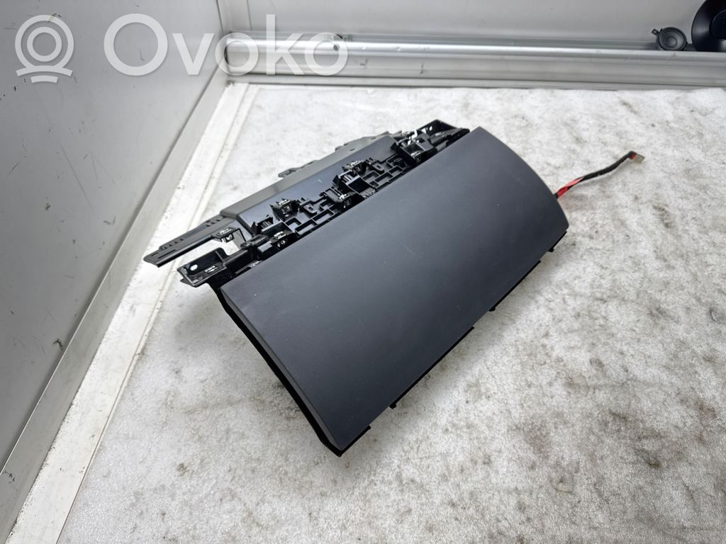 Tesla Model Y Daiktadėžė 