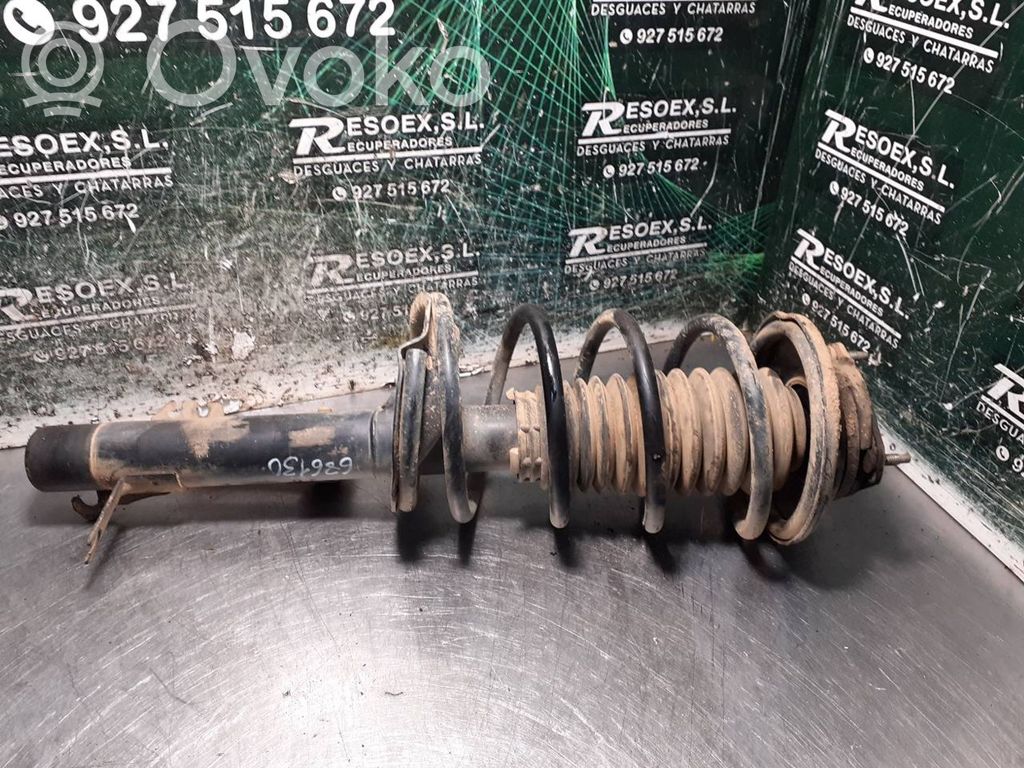 Ford Focus Priekšpusē amortizators 