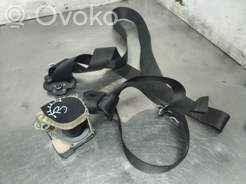 Ford Focus Front seatbelt 