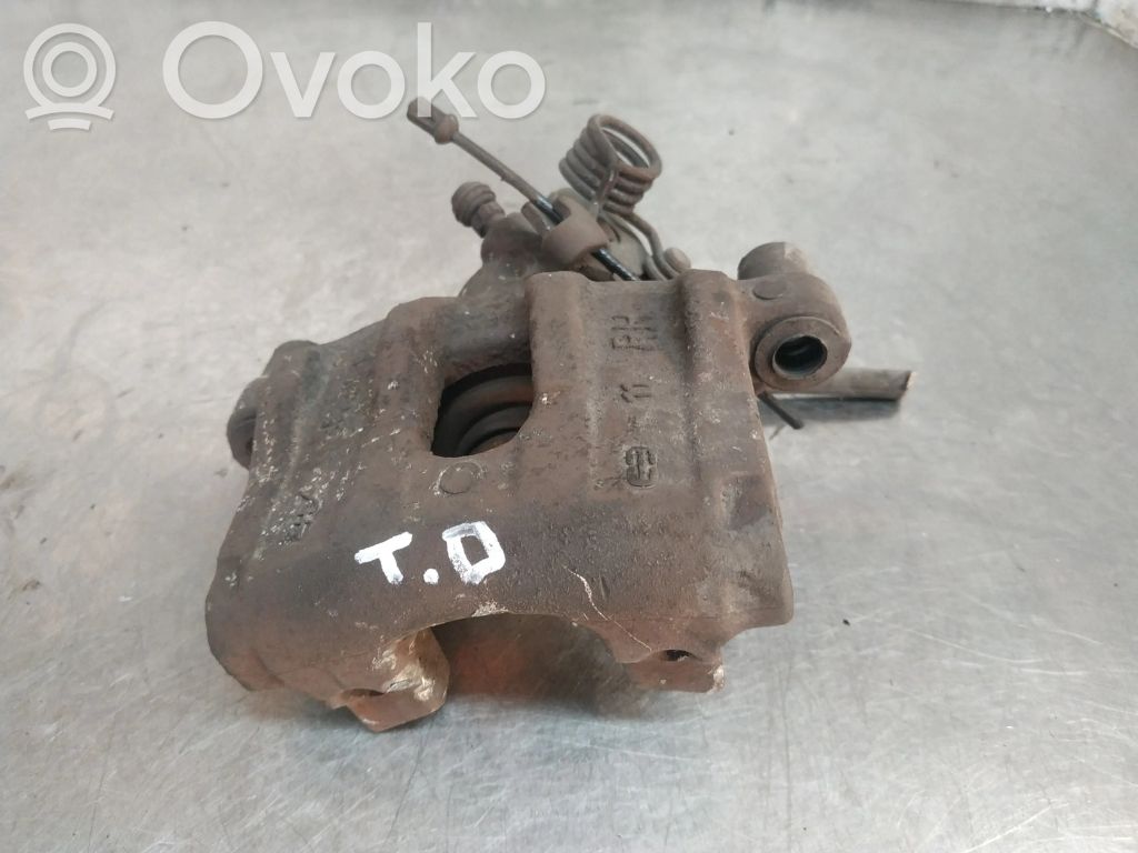 Ford Focus Galinis suportas 