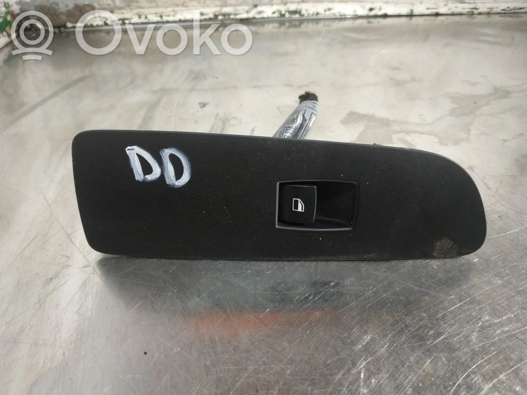 BMW 1 E81 E87 Electric window control switch 