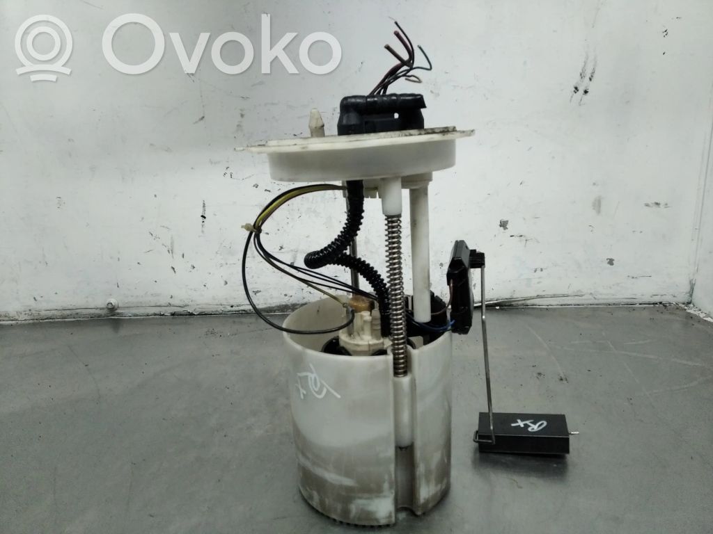 Bomba interna de combustible   FG0989