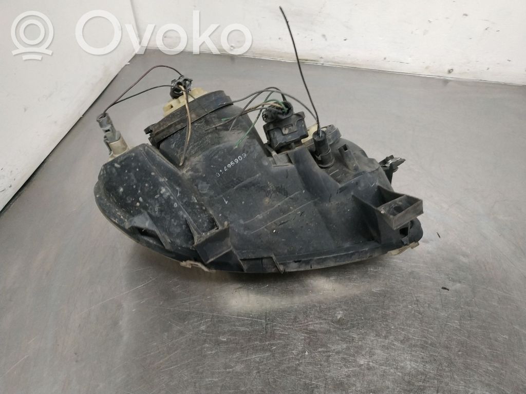 Renault Clio II Headlight/headlamp 