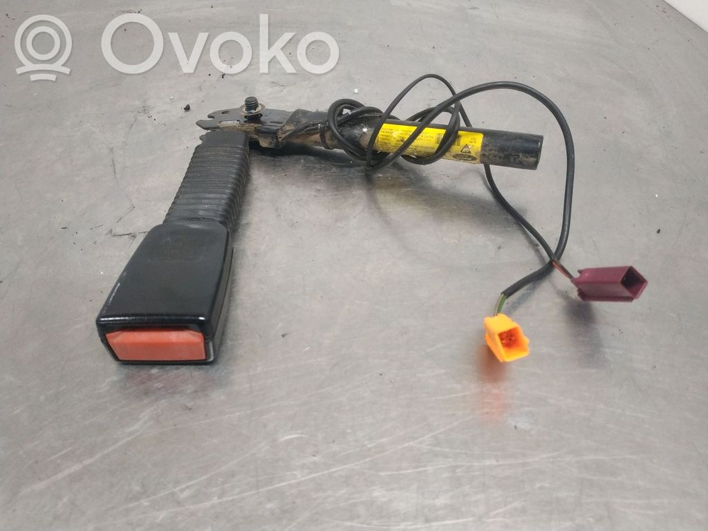Ford Focus Front seatbelt buckle 