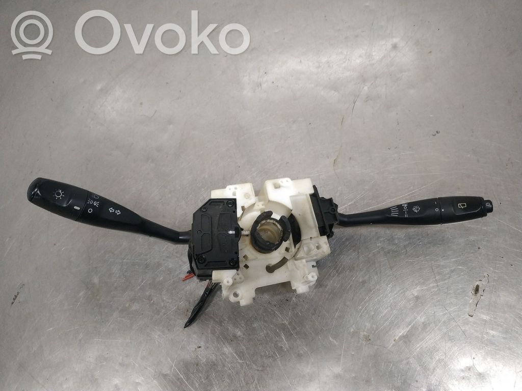 Interruptor de control multifunción   MR318844