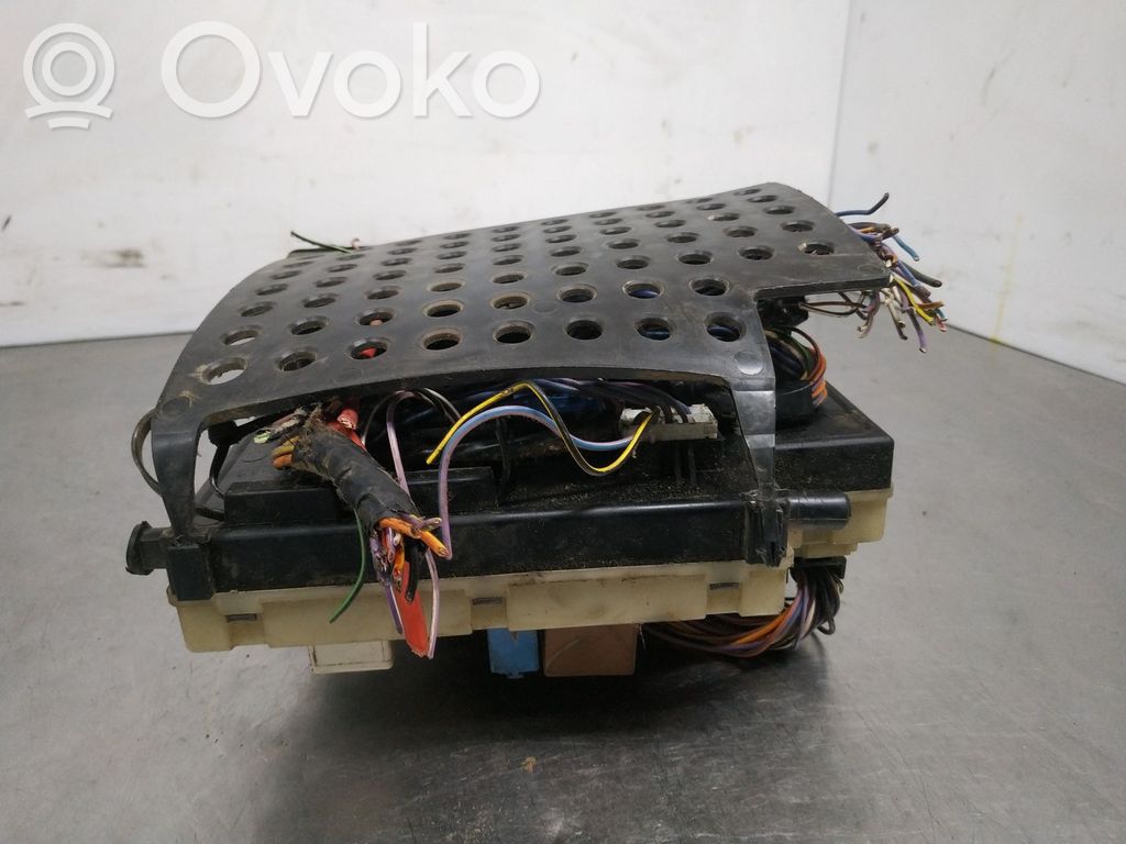 Ford Escort Saugiklių blokas 