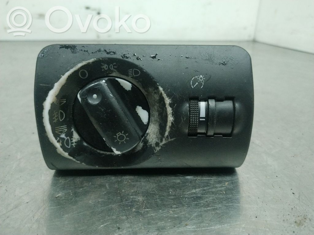 Interruptor de luz   4B1941531E