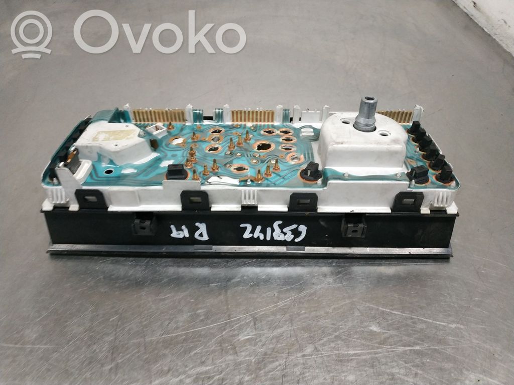 Renault 19 Speedometer (instrument cluster) 