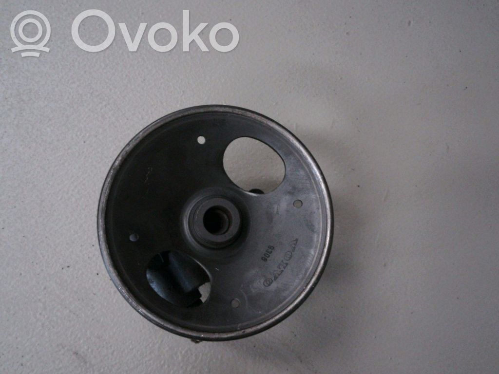 Volvo 460 Ohjaustehostimen pumppu 