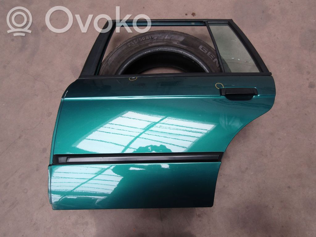 BMW 3 E30 Galinės durys 