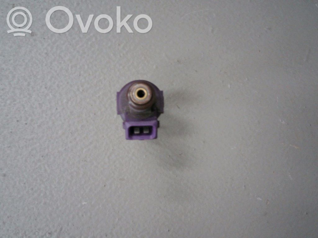 Renault Clio I Inyector de combustible 