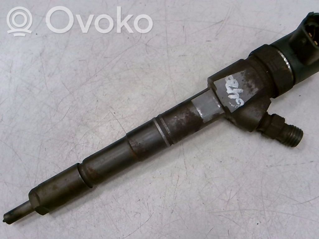Inyector de combustible   0445110,00821438,0445110327