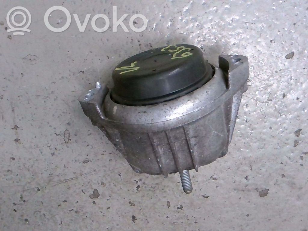 Support, suspension du moteur   22116857526