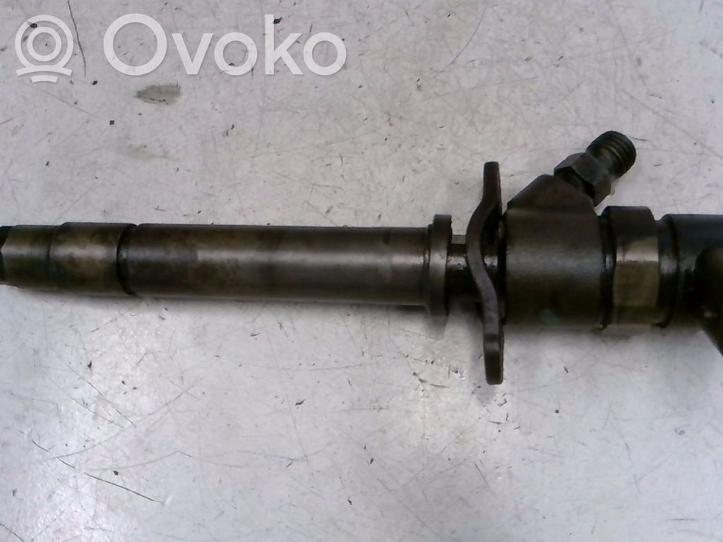 Inyector de combustible