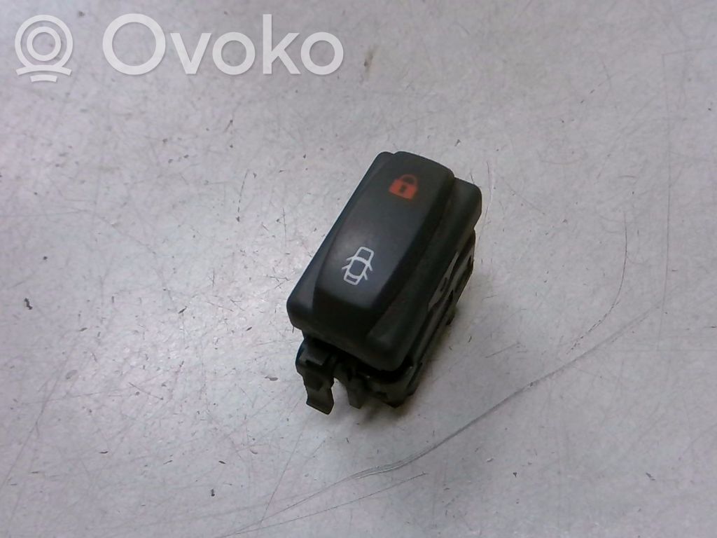 Opel Vivaro Central locking switch button 