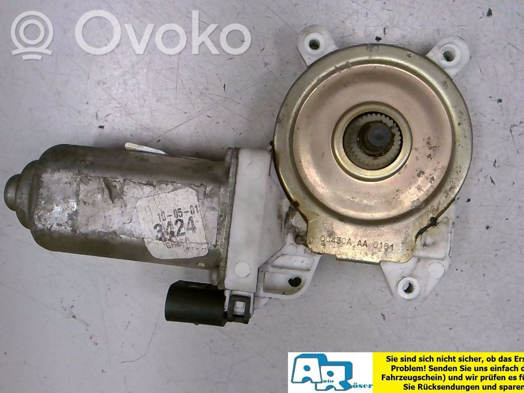 Ford Focus Front door window regulator motor 