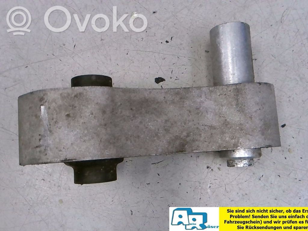 Ford Fusion Gearbox mounting bracket 