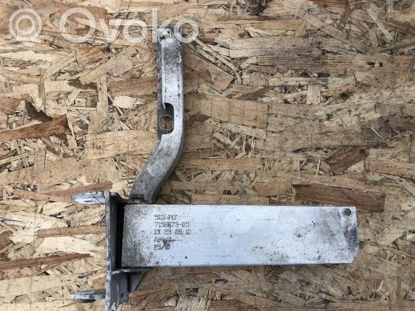 BMW 5 F10 F11 Front bumper shock/impact absorber 