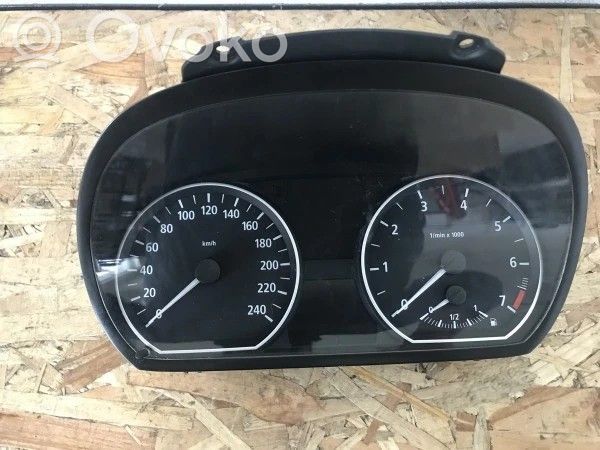 BMW 1 E81 E87 Geschwindigkeitsmesser Cockpit 