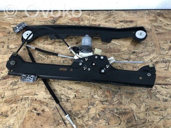 BMW 5 E60 E61 Varikliukas priekinio langų pakėlėjo 