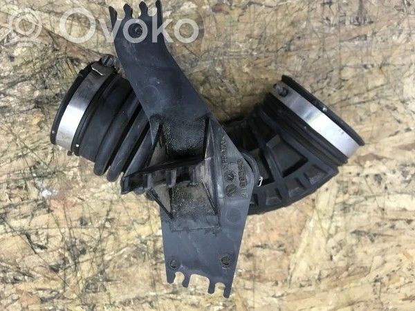 Nissan Navara D40 Schlauch / Leitung Ladeluftkühler 