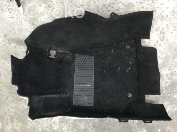Mercedes-Benz E W212 Salono kilimas 
