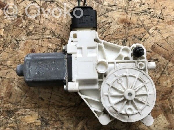 BMW 1 E81 E87 Elektryczny podnośnik szyby drzwi 