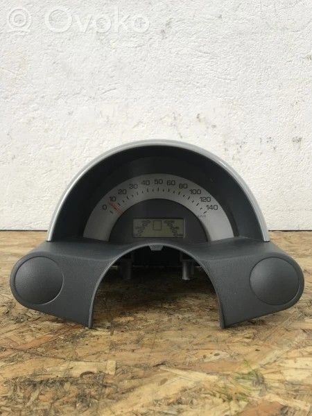 Smart ForTwo I Speedometer (instrument cluster) 