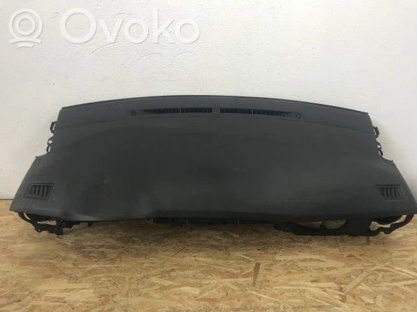Toyota Auris 150 Panelis 