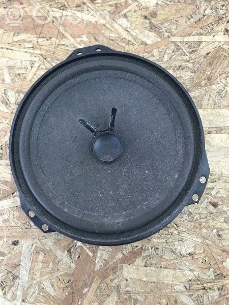 Opel Vivaro Garsiakalbis (-iai) priekinėse duryse 
