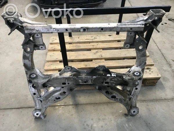 BMW 5 F10 F11 Priekinis traversas 