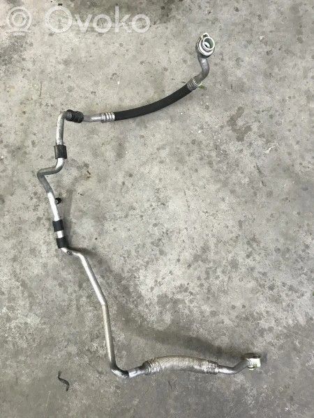 Volkswagen PASSAT B7 Tubo flessibile aria condizionata (A/C) 